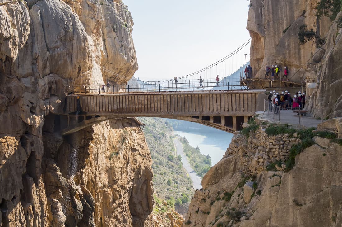 Passerelle en plancher vitré du Caminito del Rey