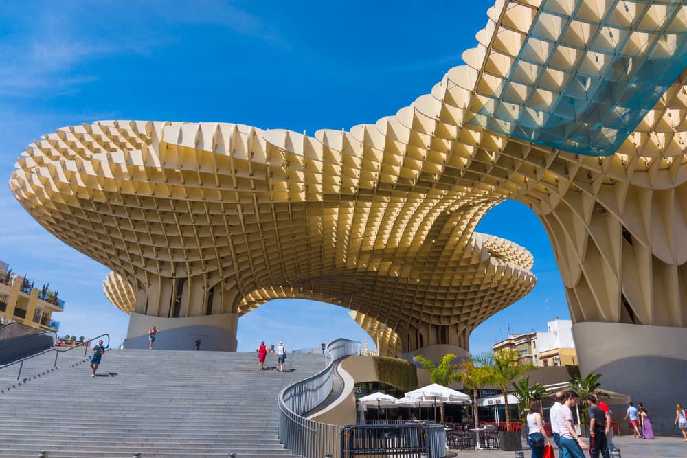 Place de la Encarnación sous le Metropol Parasol