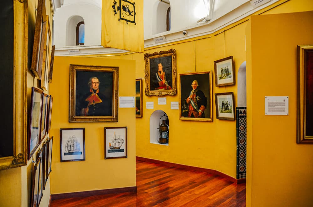 Collections du Musée Naval de la Torre del Oro à Séville